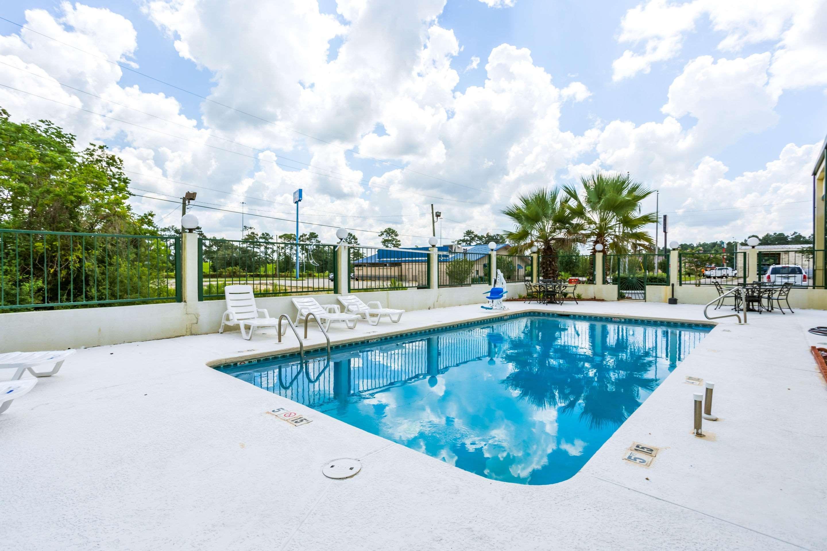 Econo Lodge Picayune Eksteriør billede