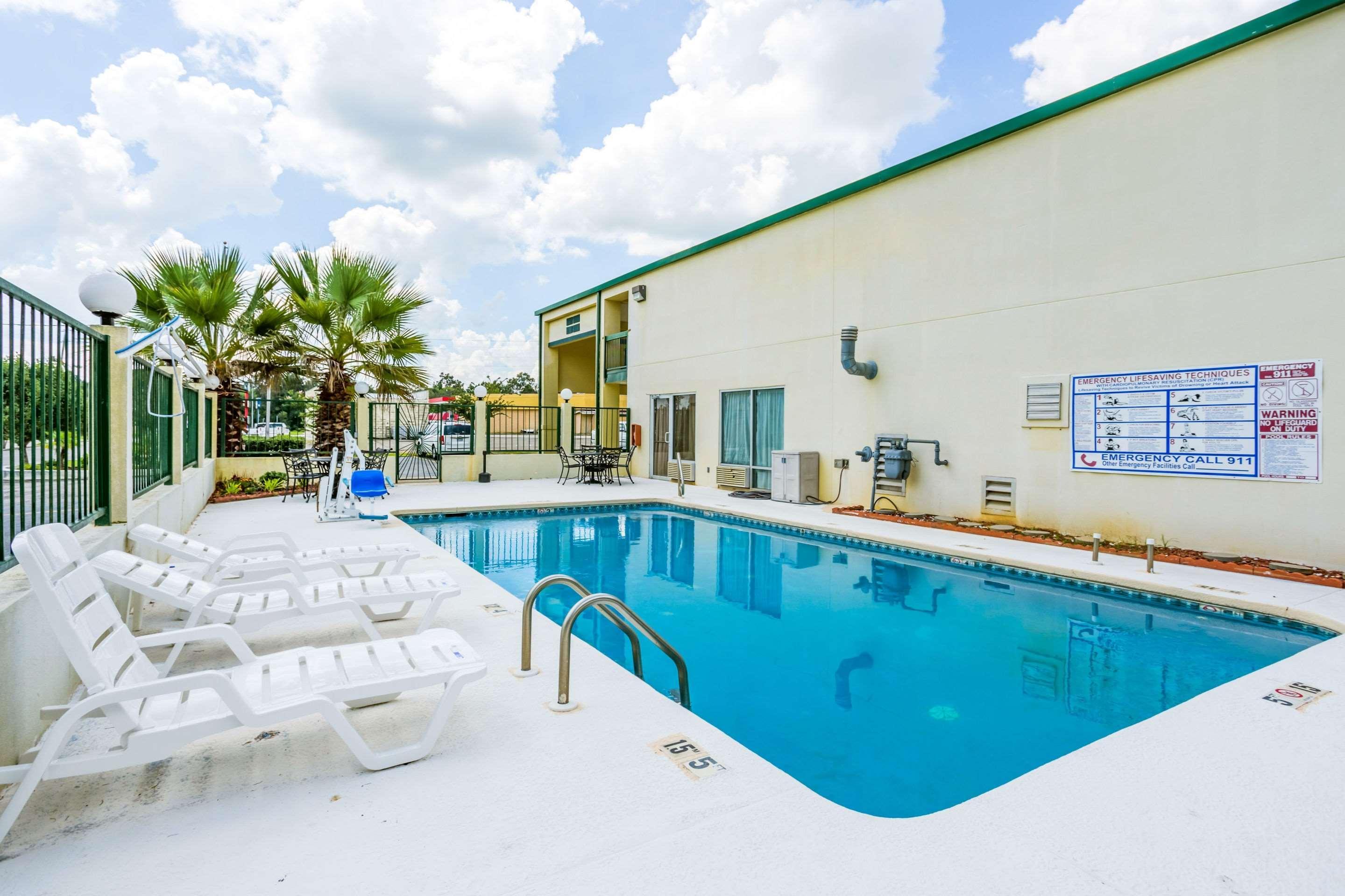 Econo Lodge Picayune Eksteriør billede