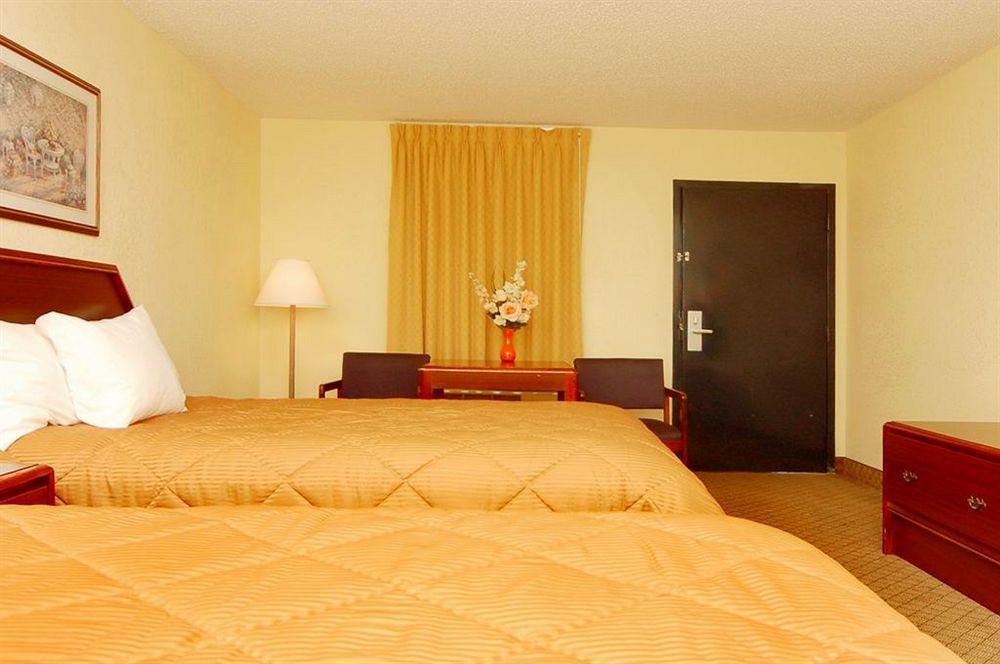 Econo Lodge Picayune Eksteriør billede
