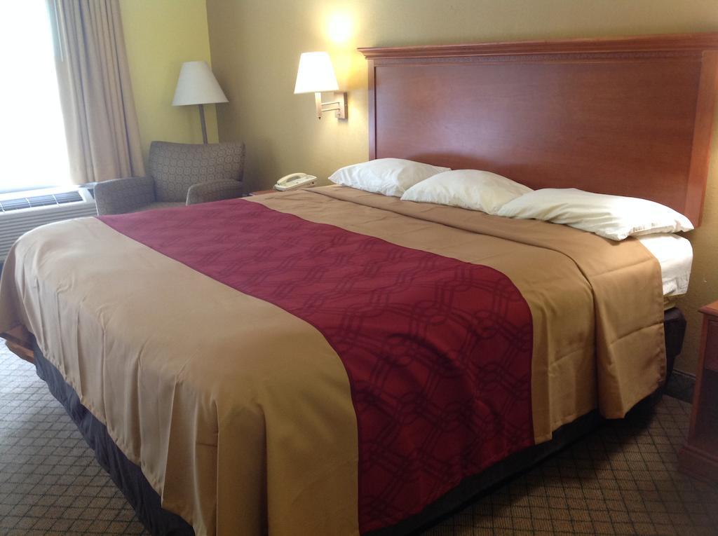 Econo Lodge Picayune Eksteriør billede
